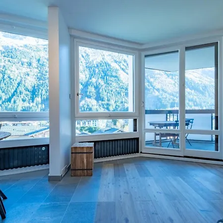 Center Summer Pool Mont-blanc View * شامونكس